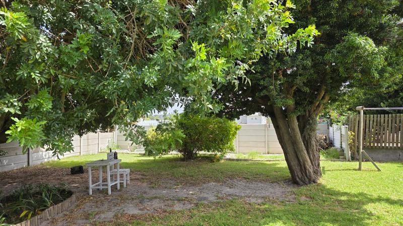 3 Bedroom Property for Sale in Albertinia Western Cape